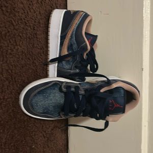 Air Jordan 1 Low SE
